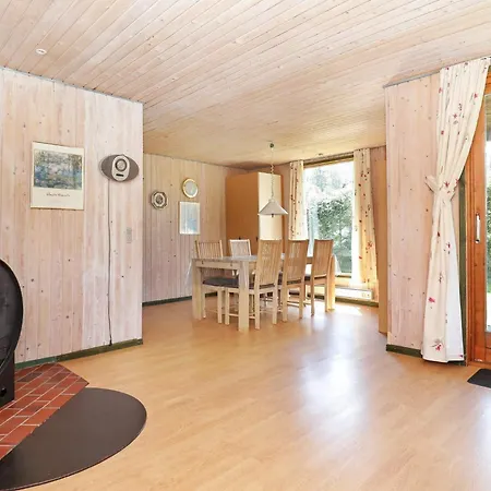 Prázdninový dům 6 Person In Lokken-by Traum